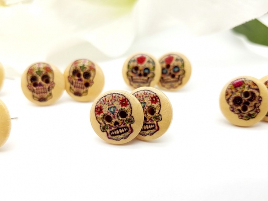Skull Knopf Ohrstecker Holz Button